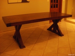 Τραπέζι  με πόδια Trestle